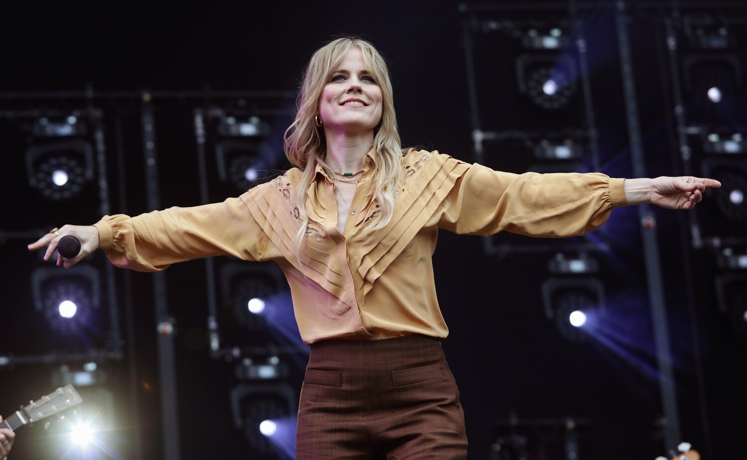 Ilse DeLange
