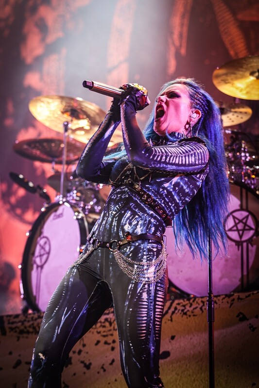 Alissa White-Gluz - Arch Enemy