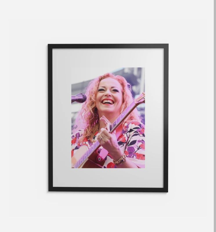 Anneke van Giersbergen