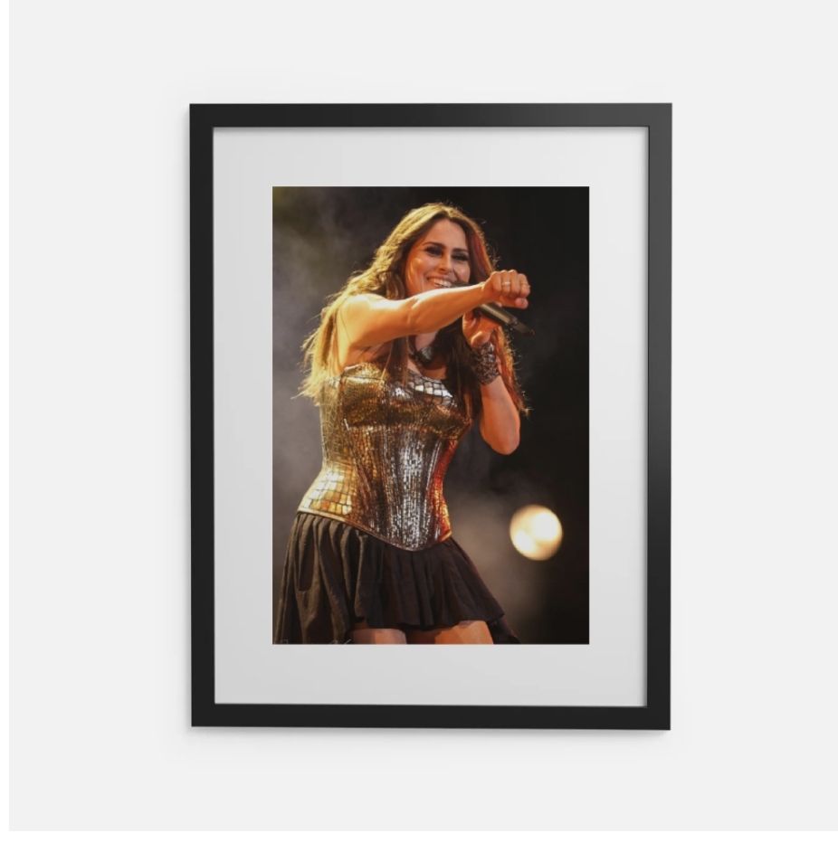 Sharon den Adel