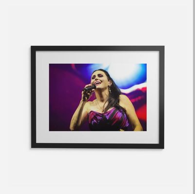 Sharon den Adel