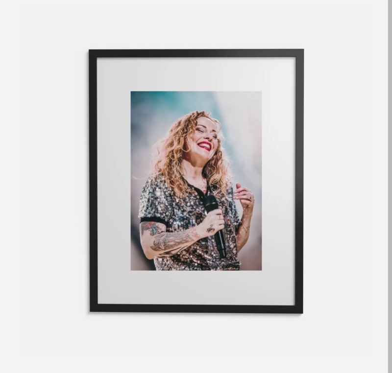 Anneke van Giersbergen