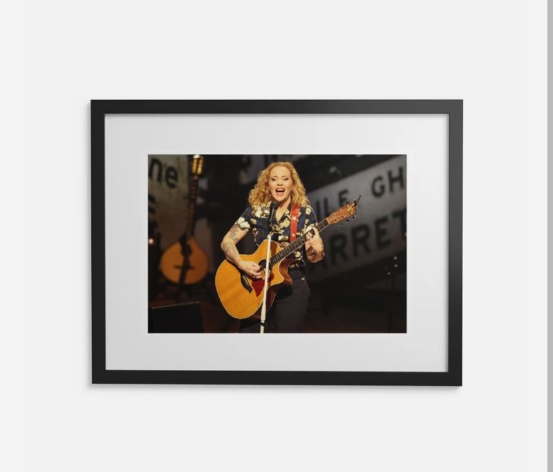 Anneke van Giersbergen