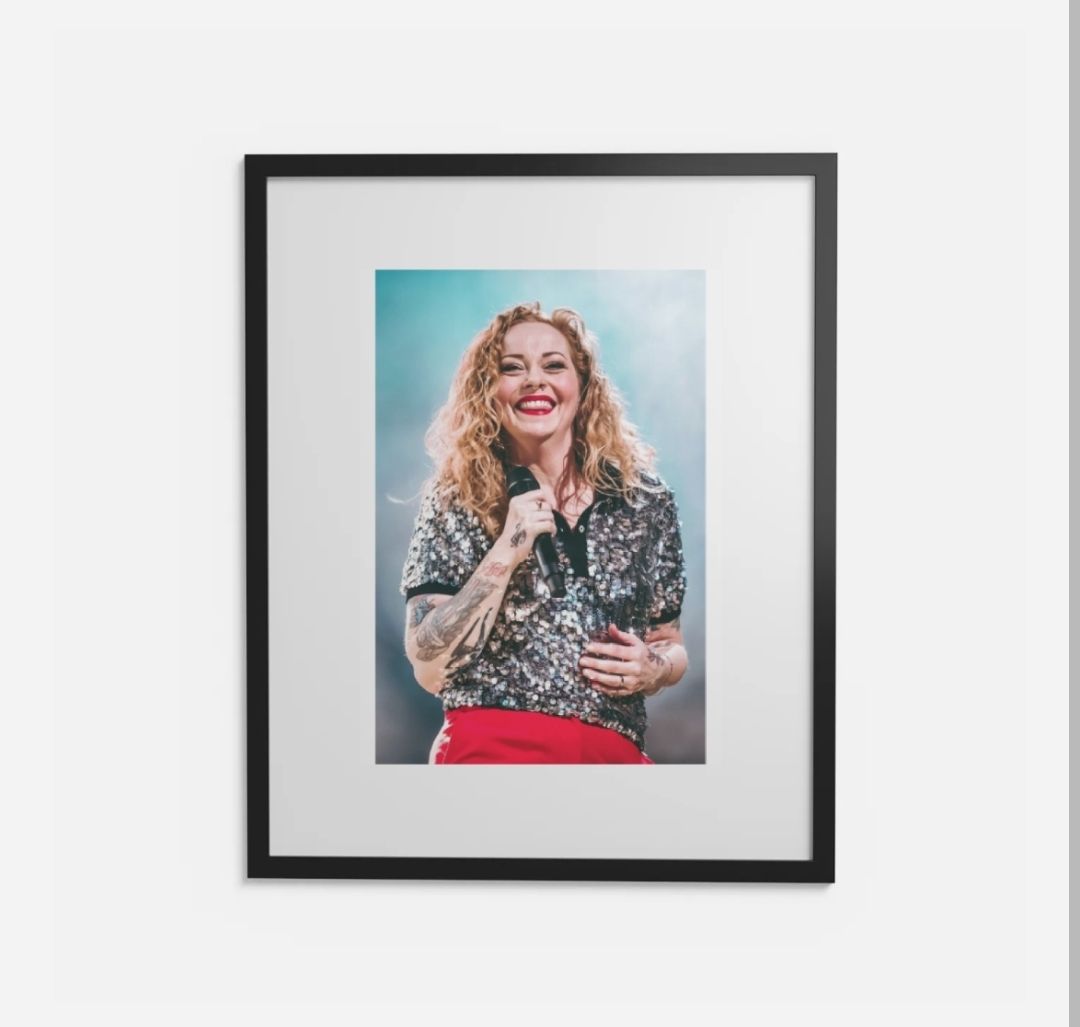 Anneke van Giersbergen