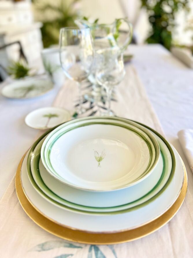Assiette creuse. PALM COLLECTION