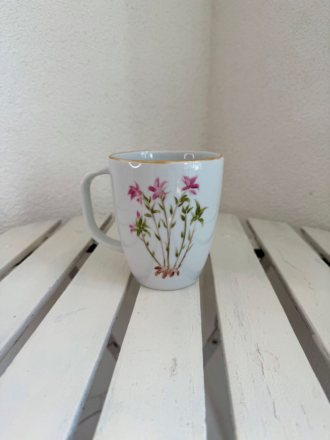 MUG XL. ALLIUM ROSE. MORNINGS COLLECTION.Peinte à la main