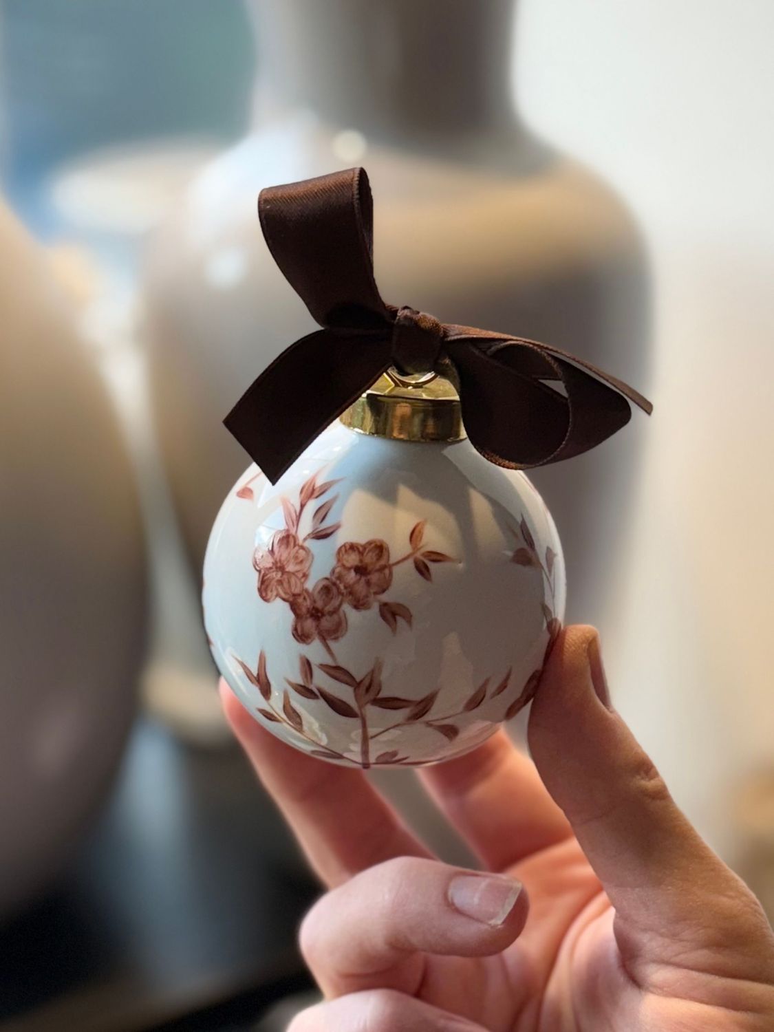 Boules de Noël peintes à la main. DESIGN 5