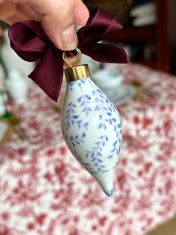 Boules de Noël peintes à la main. DESIGN 6