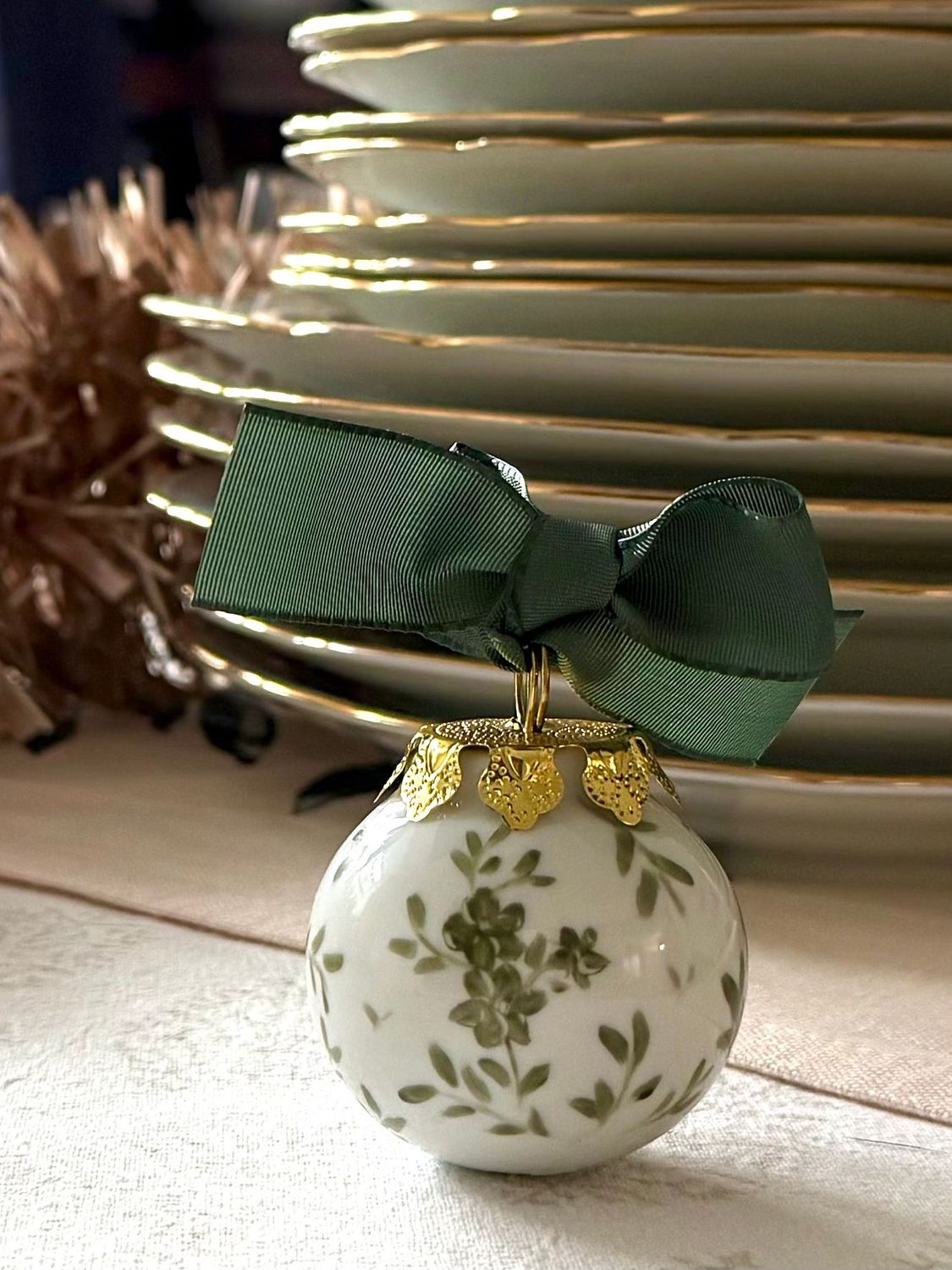 Boules de Noël peintes à la main. DESIGN 8