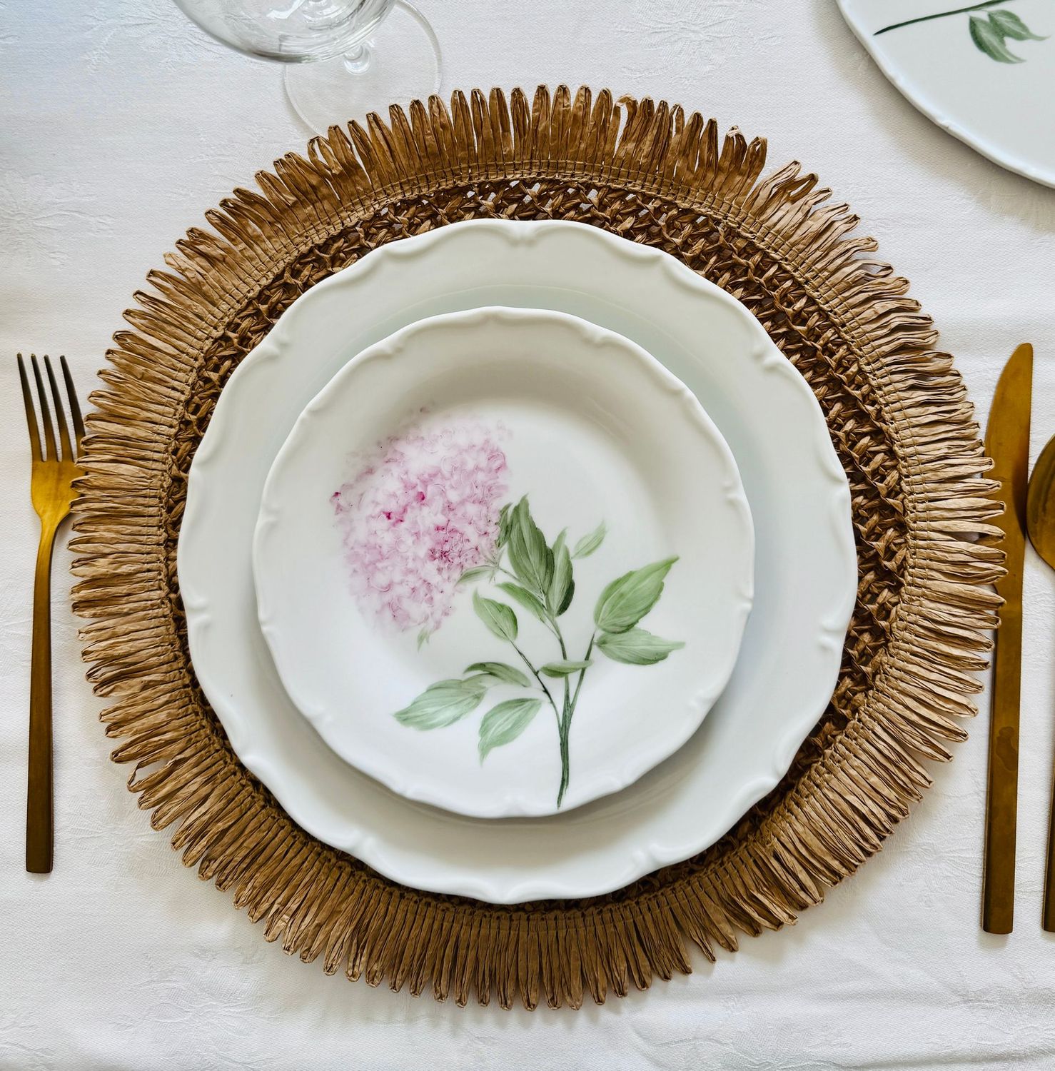 Assiette plate 27 cm ø. PRIMAVERA COLLECTION. Peinte à la main