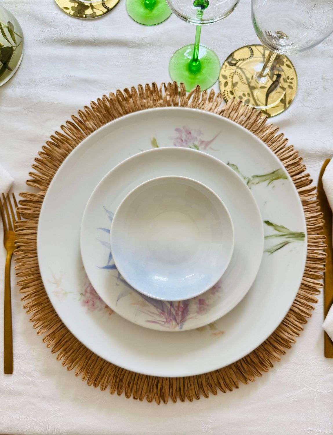 Assiette de pain, de soja et d’apéritif 13cm ø . BRUMA COLLECTION . Peinte à la main