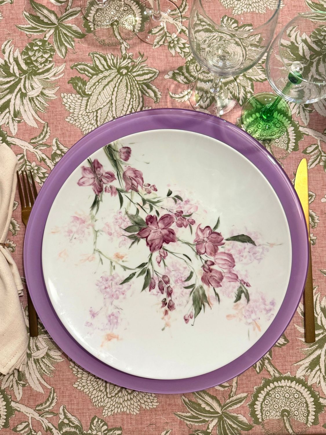 PLATZTELLER 30cm ø. HANA. Handbemalt