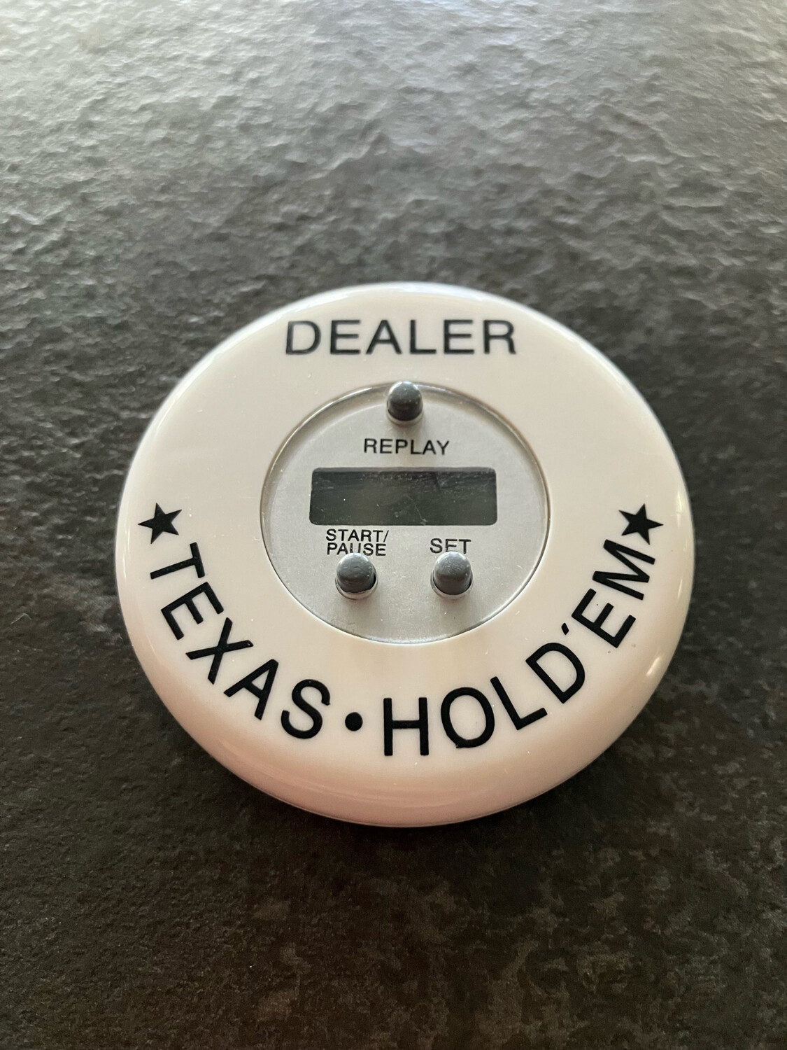 Dealerbutton mit Leveluhr