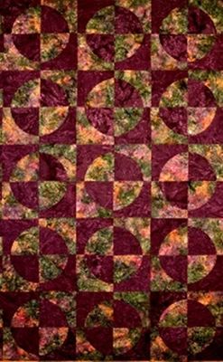 CRAZY CURVES QUILTS Thursday, October 30th, 10:30 am - 4:00 pm
