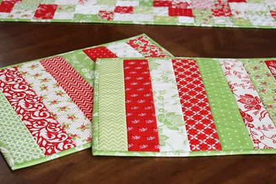​EASY QUILT AS YOU GO - HOLIDAY STRIP PLACE MAT Monday, December 1st, 10:30 am - 3:00 pm