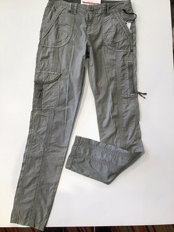 Slim Cargo Pant