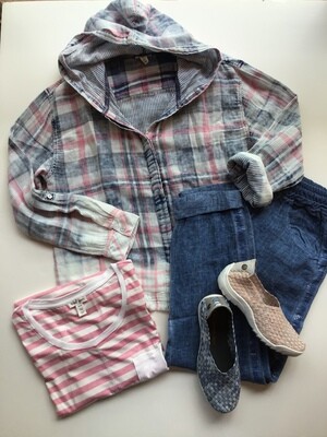 Worn plaid gauze hoodie
