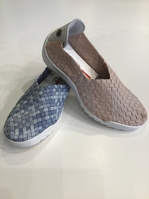 Woven mesh elastic ballet flats
