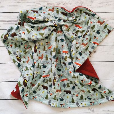 Kuscheldecke Babydecke Kuscheldecke Babydecke "Waldtiere" VS Sweat + RS kuscheliger Fleece