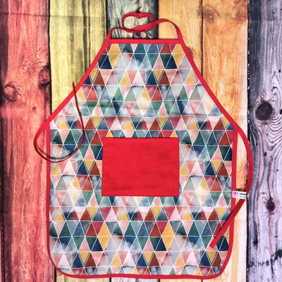 Kinderschürze mit bunten Dreiecken - 55 cm lang - Personalisierung möglich