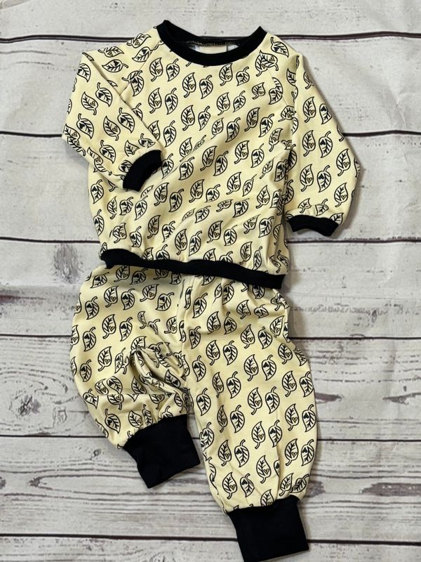 Set Pumphose und Langarmshirt "Blätter Herzen blau“ - Babykleidung - Gr. 68 - 98