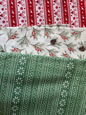 1,30m Patchwork Stoff Baumwoll Webware Weihnachten Set 3 Stück 40cm + 40cm + 50cm