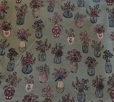 1,80m Sommersweat Blumen auf grün 1,80m Sommersweat Blumen auf grün
