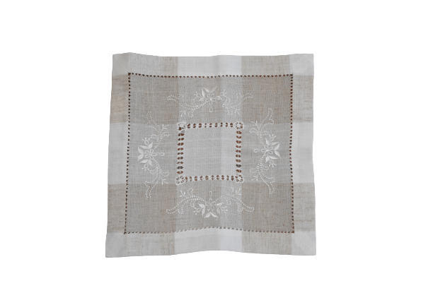 Deckchen beige klein 30/30 | mit Stickerei