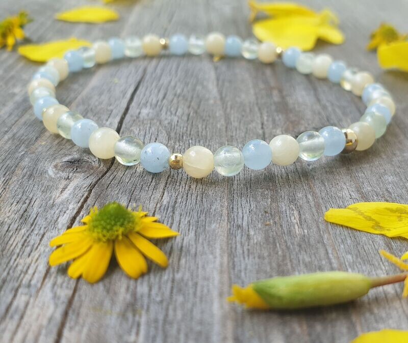 Armband mit Prehnit, Aquamarin & Calcit Armband mit Prehnit, Aquamarin & Calcit