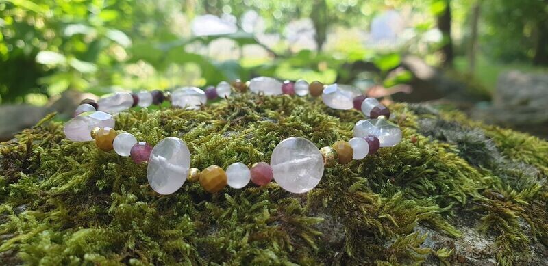 Armband mit Rosenquarz, Mookait & pink Turmlin Armband mit Rosenquarz, Mookait & pink Turmlin