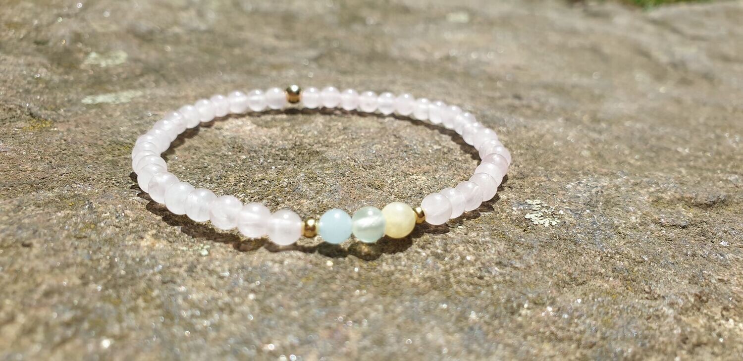 Armband mit Rosenquarz, Prehnit, Aquamarin & Calcit