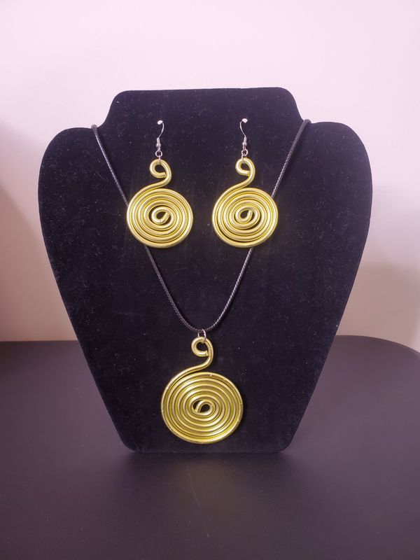 Wire Earrings &amp; Necklace Set (Neon Yellow)