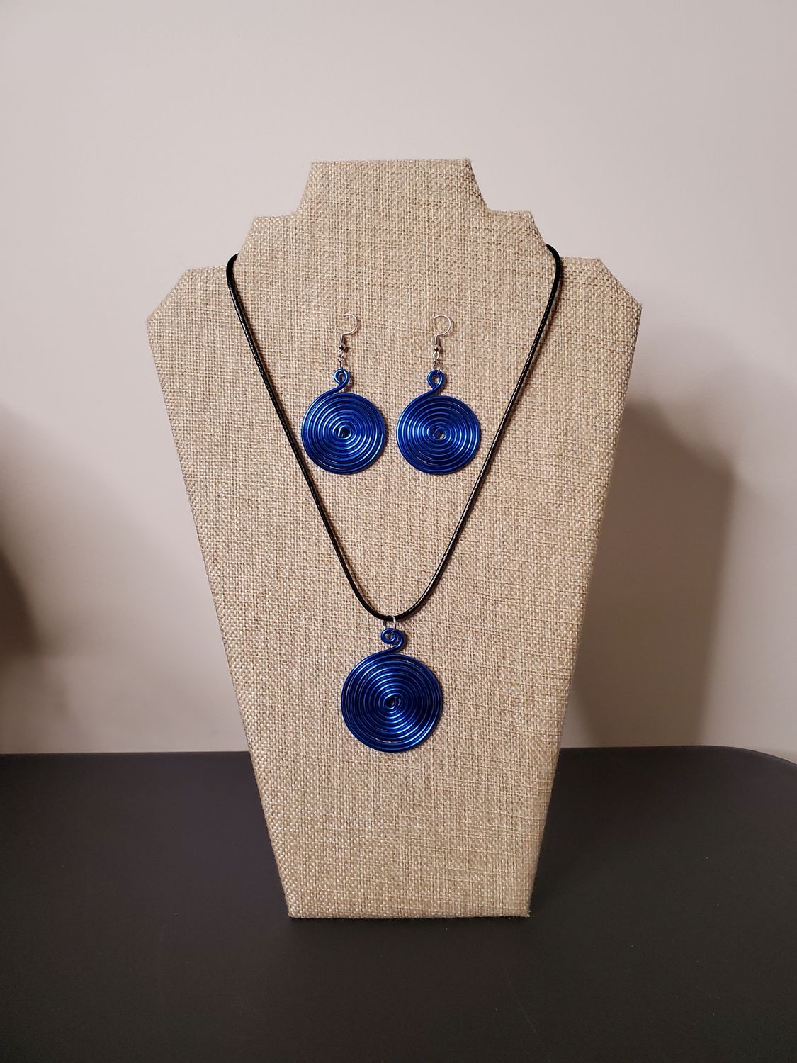 Wire Earrings &amp; Necklace Set- Blue