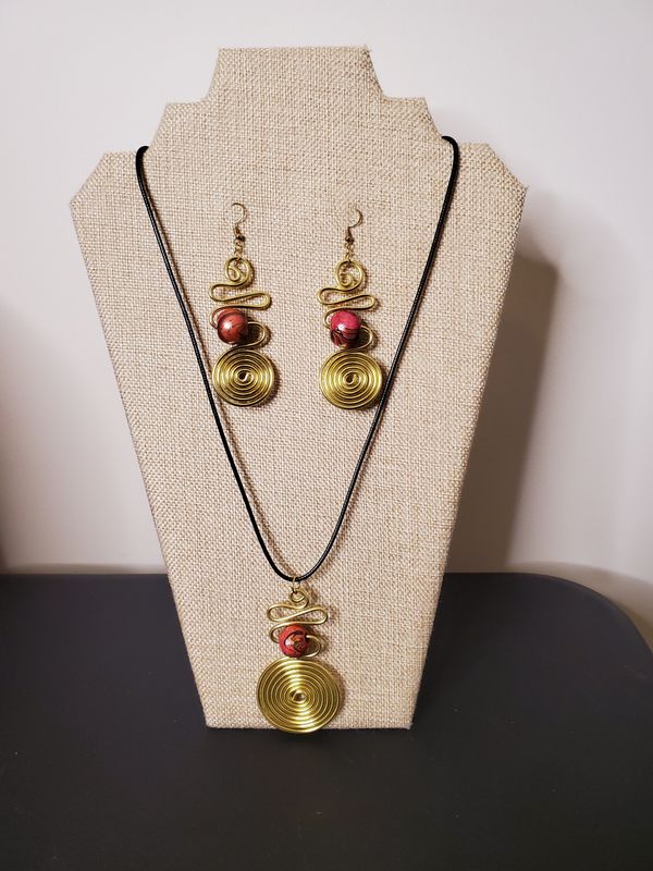 Wire Earrings &amp; Necklace Set