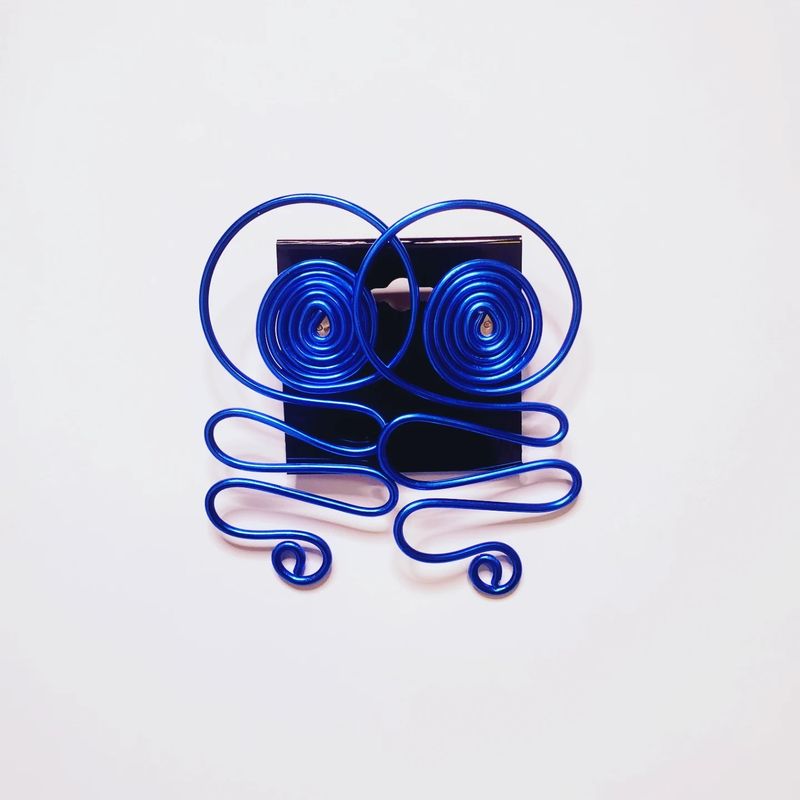 Wire Stud- Blue