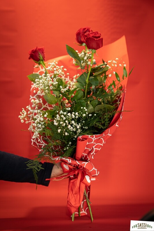 Mazzo ROSE ROSSE - 3 Rose Confezionate