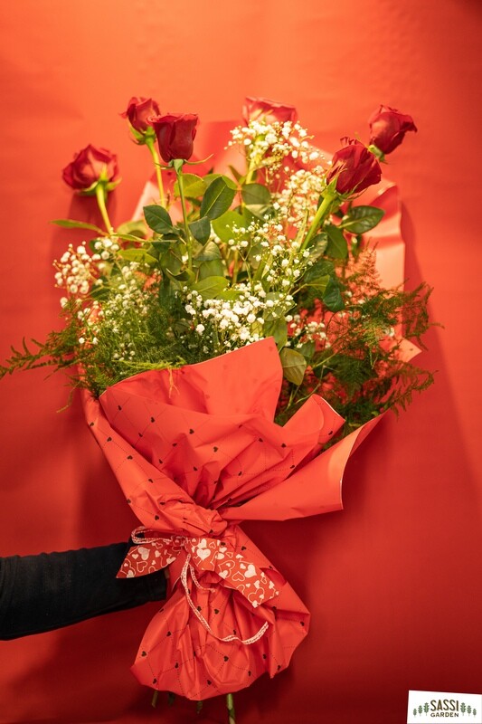 Mazzo ROSE ROSSE - 7 rose confezionate