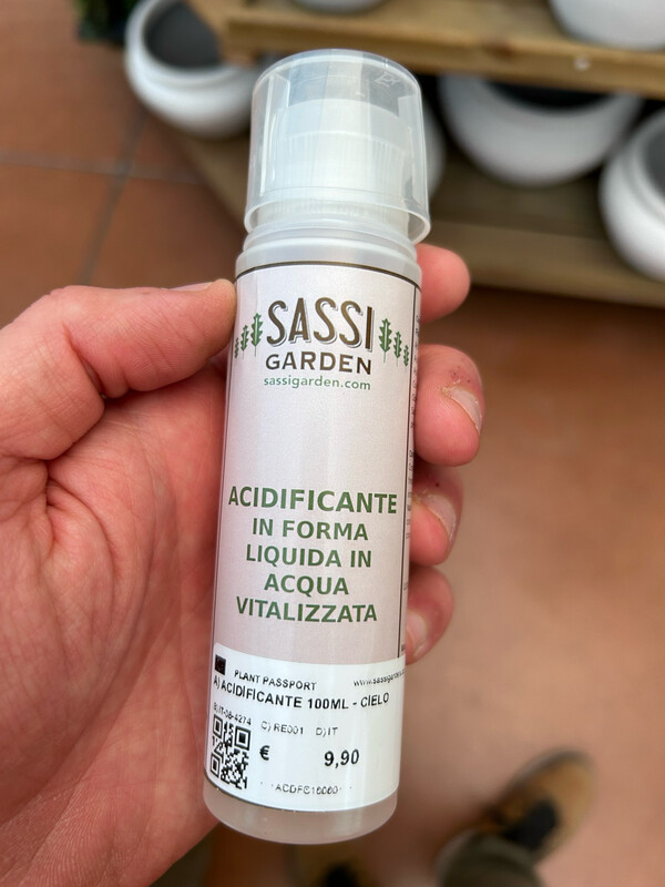 ACIDIFICANTE SASSIGARDEN in forma liquida in acqua vitalizzata 120 ml
