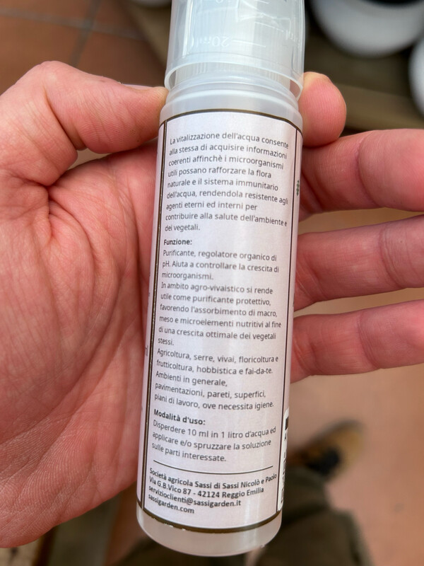 ACIDIFICANTE SASSIGARDEN in forma liquida in acqua vitalizzata 120 ml