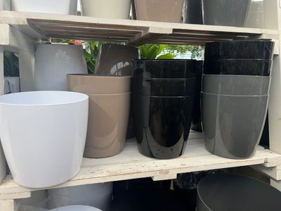 Vaso Per Piante Prosperplast Classic 6L – Antracite, 25,5x25,5x24 Cm, Effetto Pietra Leggero