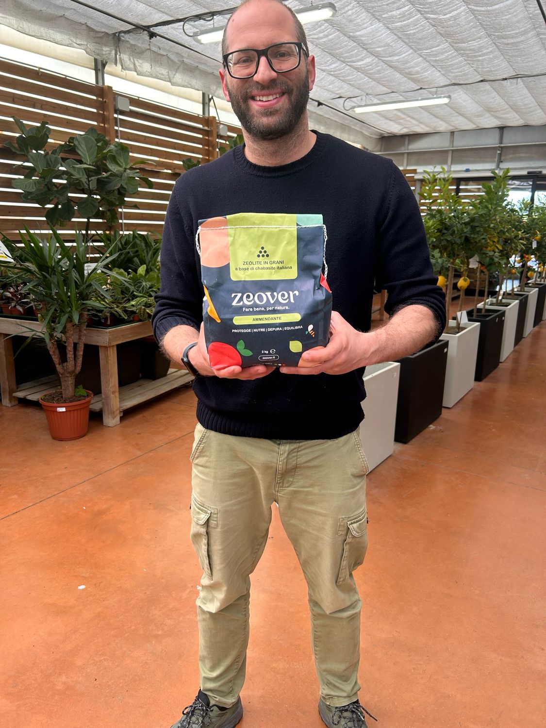 ZEOVER Ammendante Granulare a base di Zeolite a Chabasite - grani  sacco 2 kg