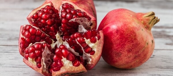 Melograno Punica granatum 'Mollar', Apirene, cespuglio - vaso Ø27 cm Melograno Punica granatum 'Mollar', Apirene, cespuglio - vaso Ø27 cm