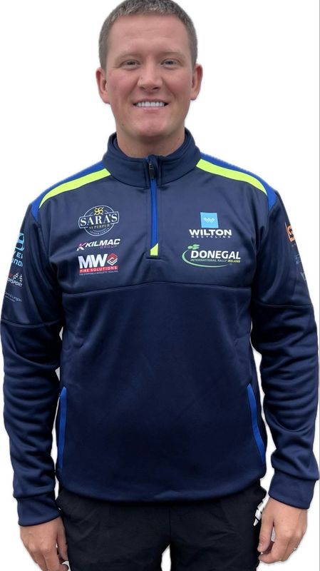 WILTON DONEGAL INTERNATIONAL SUBLIMATION QUARTER ZIP