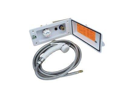 Außendusche + Brause (Warmwasser) Außendusche + Brause (Warmwasser)