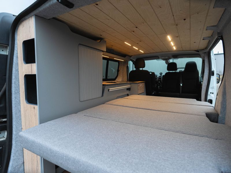 4-teilige Kaltschaum-Faltmatratze 80mm – passgenau Renault Trafic III Vivaro Talento, waschbar