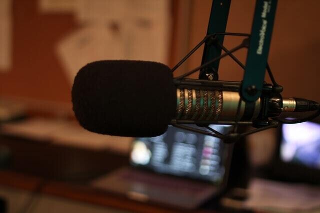 ​24/7/365 Radio With Live and cloud based Auto DJ