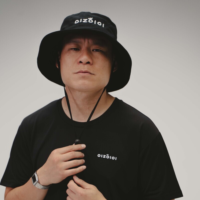 #NXW30 Wide Brim Bucket Hat - Black and White