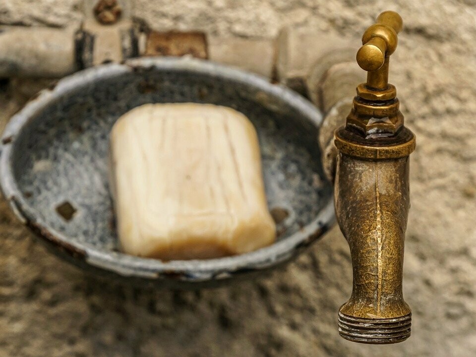 ? Kaiserbox ?- Hygeia ?Corona-Hygiene Paket ?