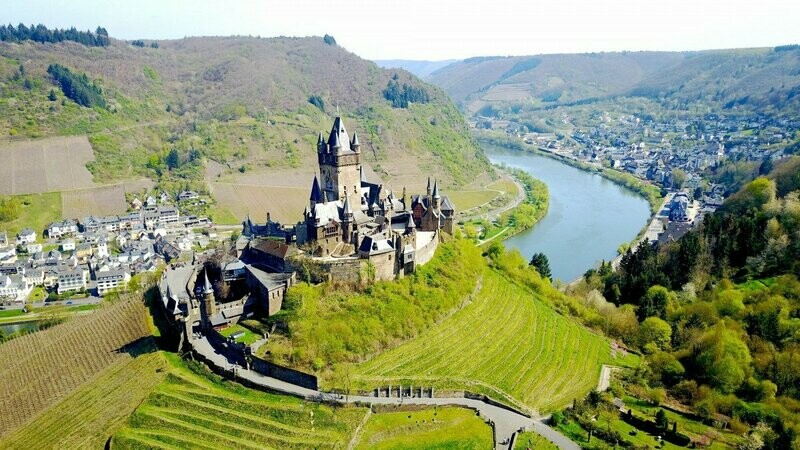 ? Kaiserbox ?- ? In vino veritas ?Mosel-Saar-Ruwer