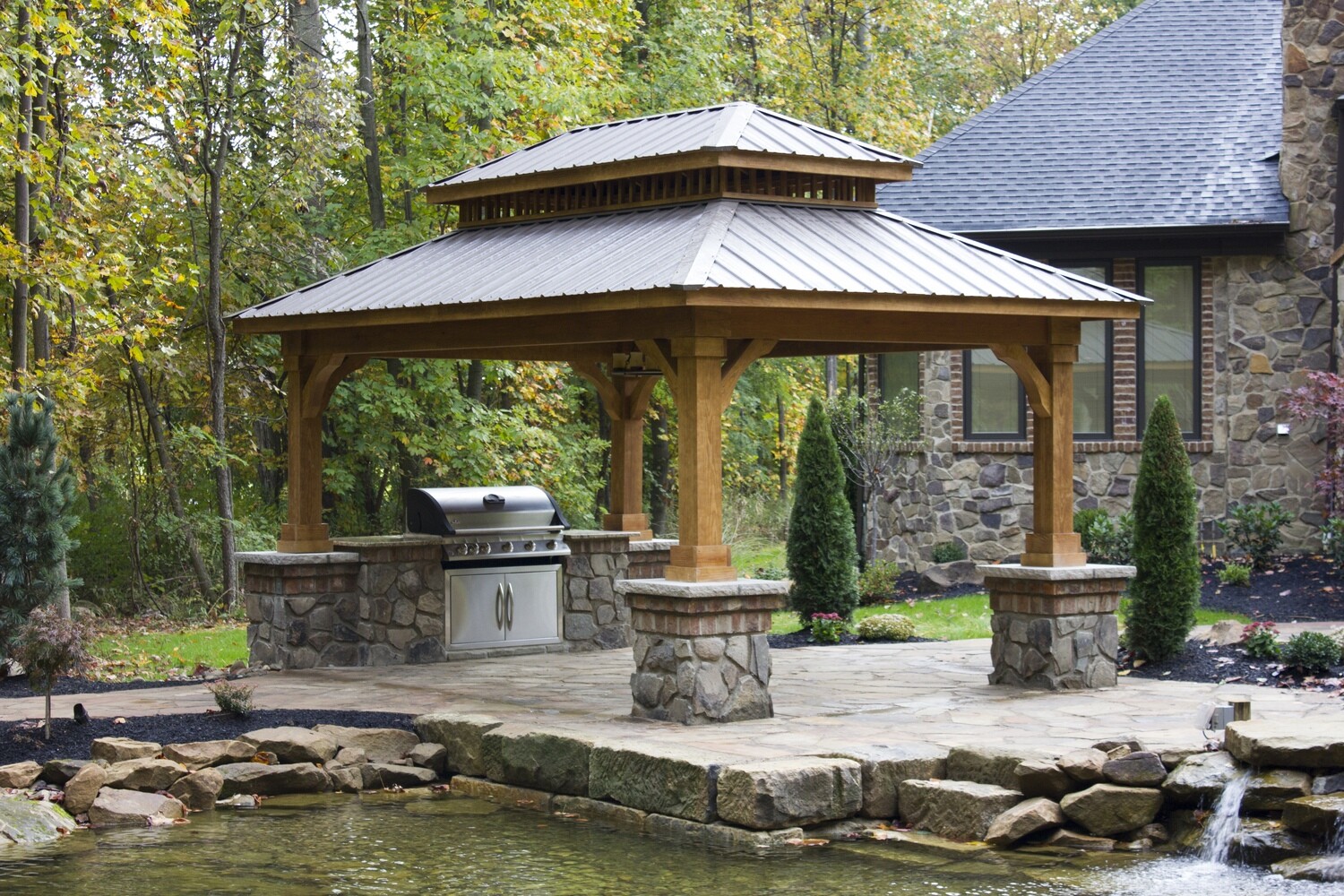 CASCADE WOOD PAVILION